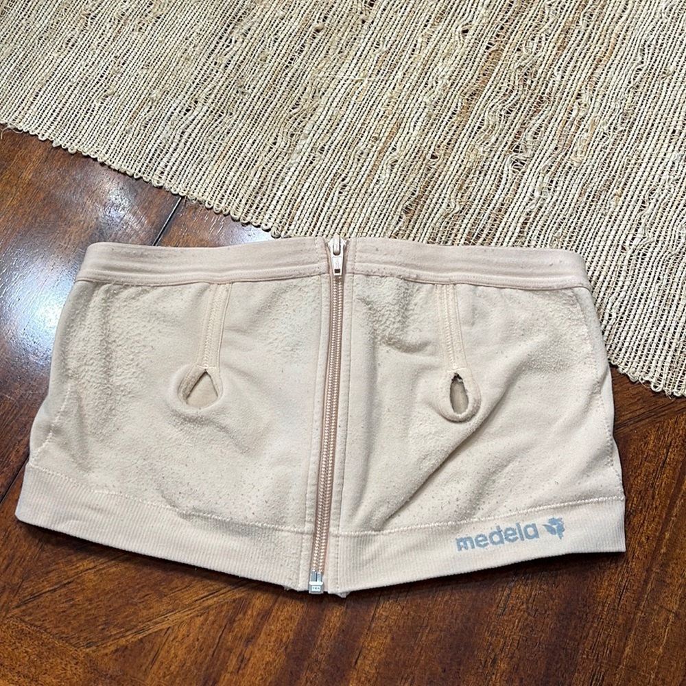 Medela pumping bra